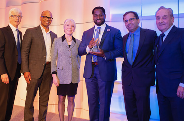 Greg Shell Awarded Myra H. Kraft Award for Non-Profit Leadership by NACD New England Chapter